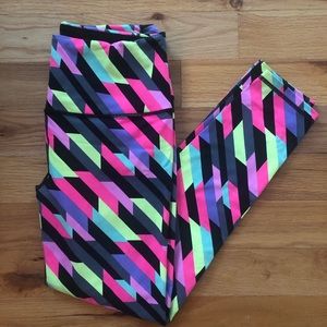 Victoria’s Secret knockout legging Sz large